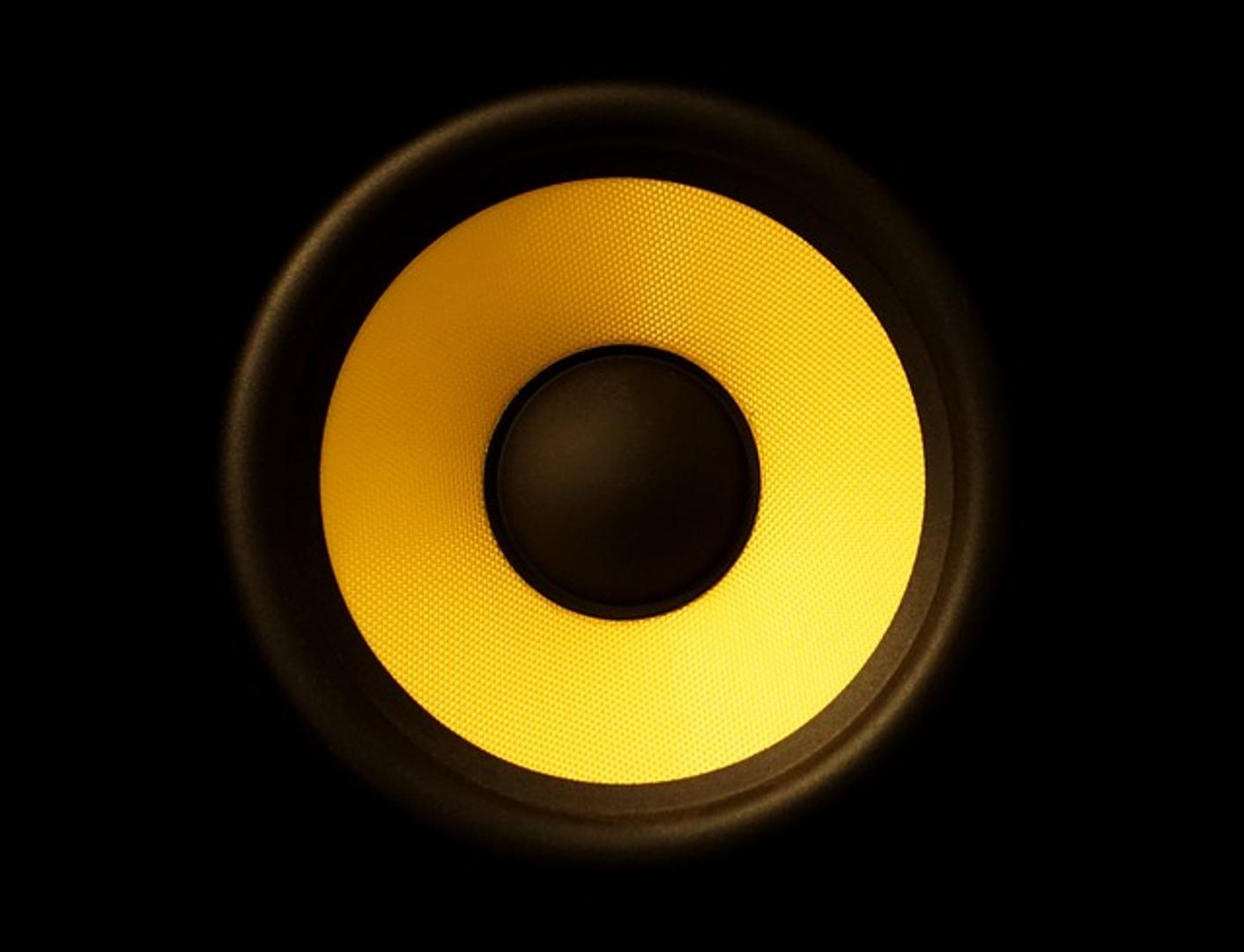 Как подключить колонку Altec Lansing