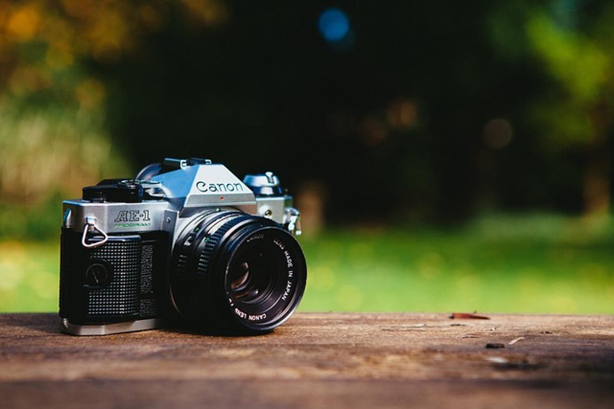 Как работать с зеркальной фотокамерой: Полное руководство для начинающих